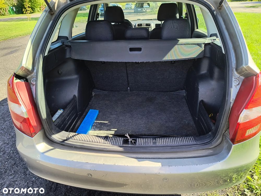Skoda Fabia 1.4 16V Ambiente - 7