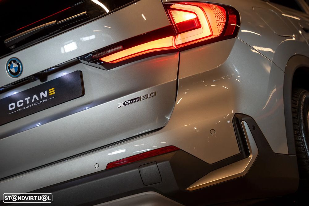 BMW iX1 xDrive30 xLine - 9