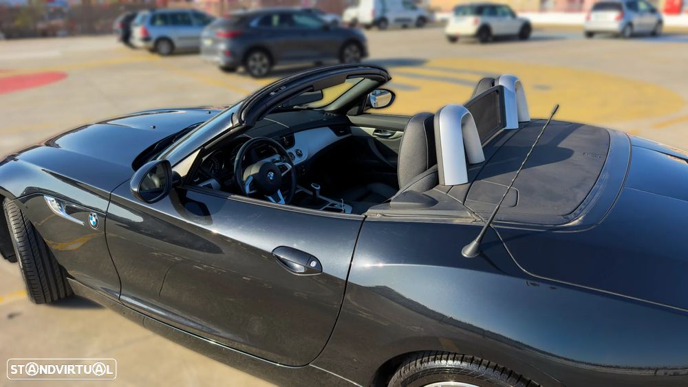 BMW Z4 sDrive28i - 11