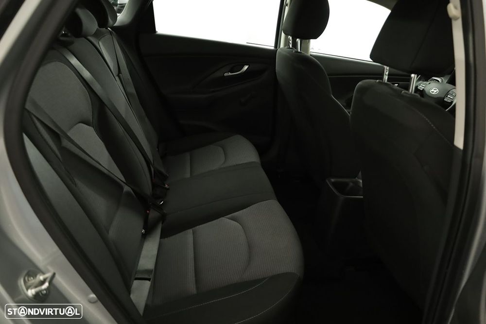 Hyundai i30 1.0 T-GDi Style Plus DCT - 22