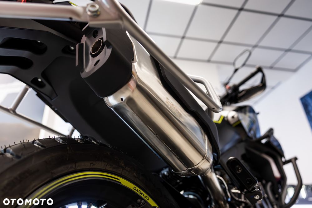 CFMoto MT - 18