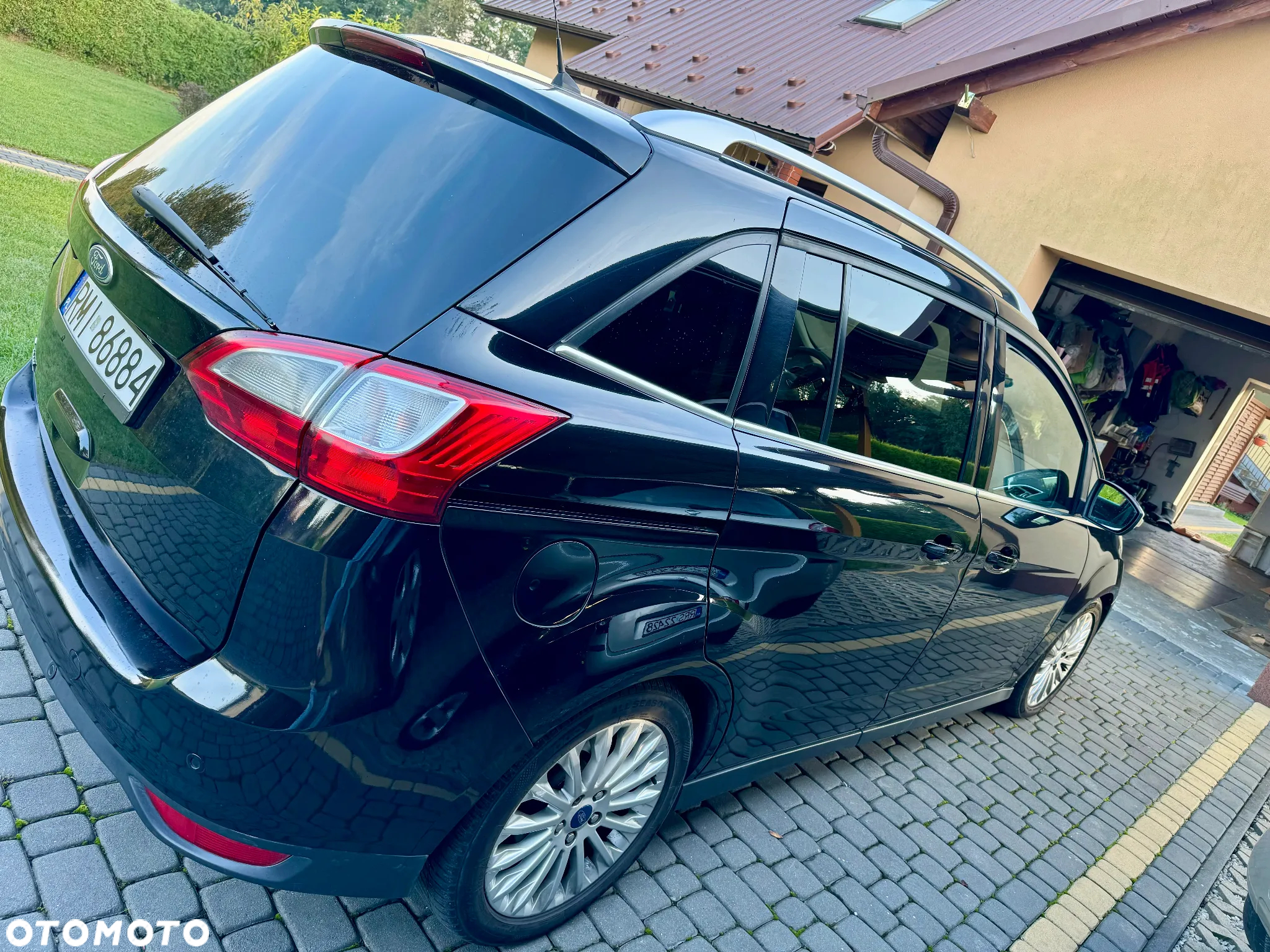 Ford Grand C-MAX 2.0 TDCi Titanium - 8