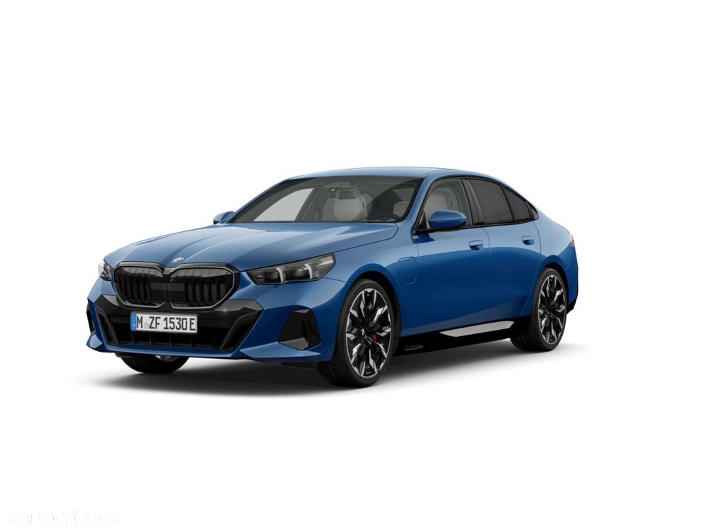 BMW Seria 5 550e xDrive PHEV M Sport - 1