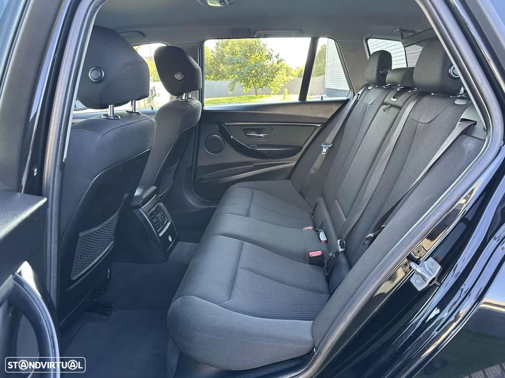 BMW 320 d Line Sport Auto - 58