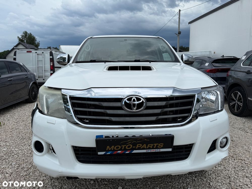 Toyota Hilux - 5