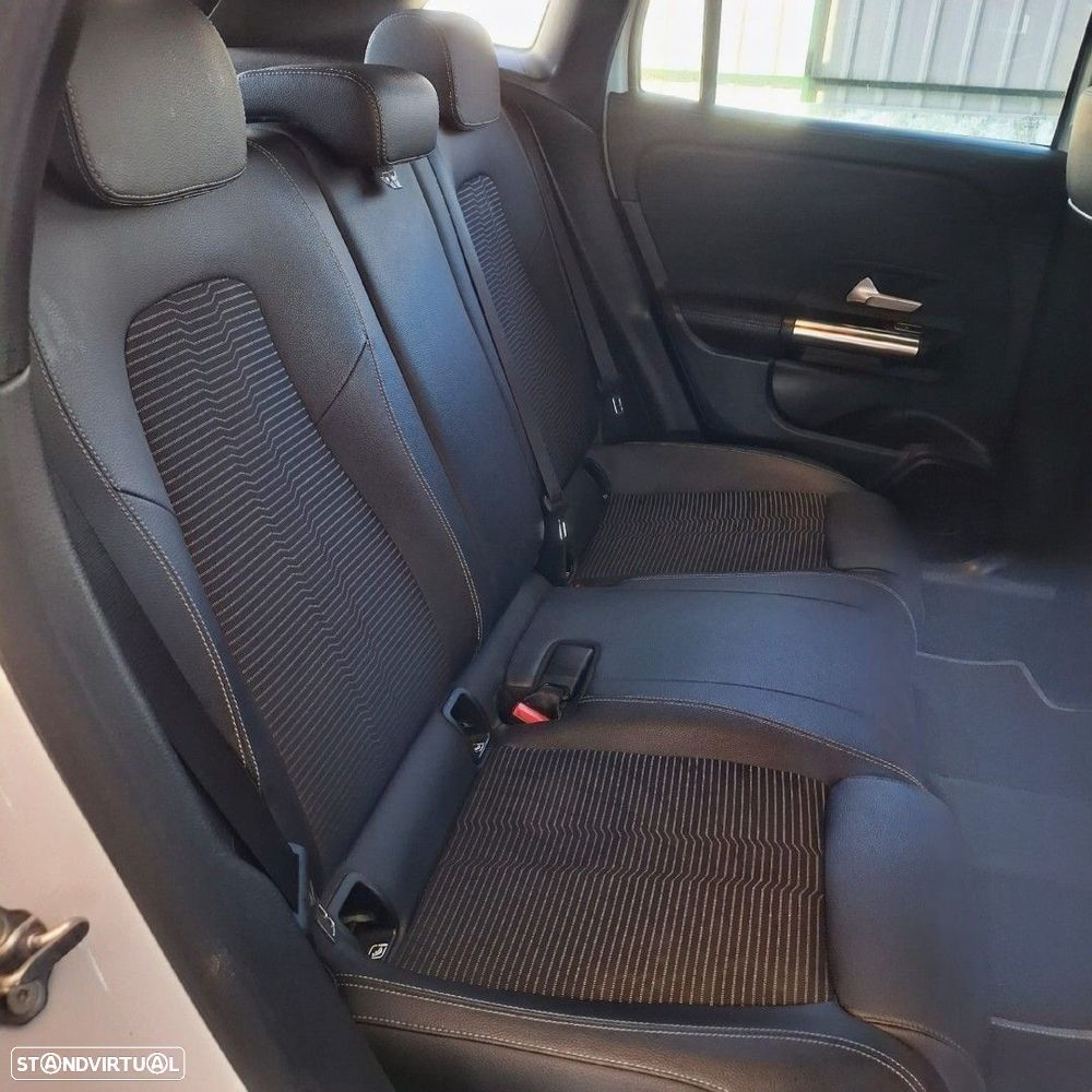 Mercedes-Benz GLA 250 e 8G-DCT Progressive Advanced - 17
