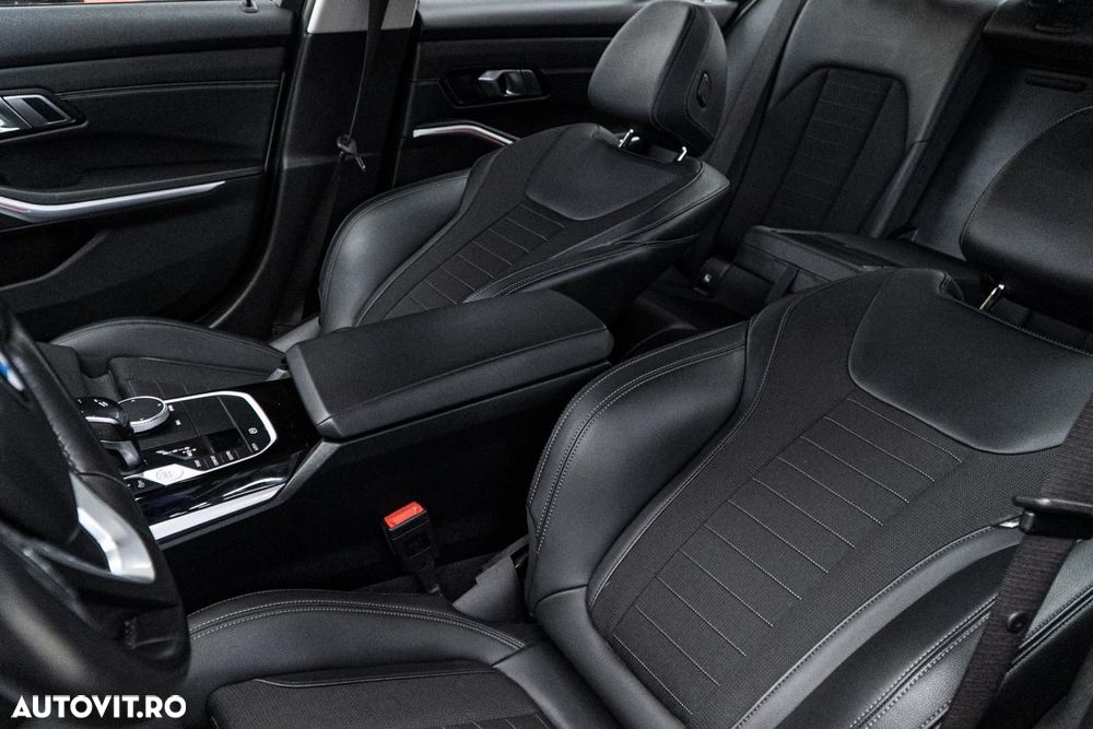 BMW Seria 3 320d Aut. Sport Line - 24