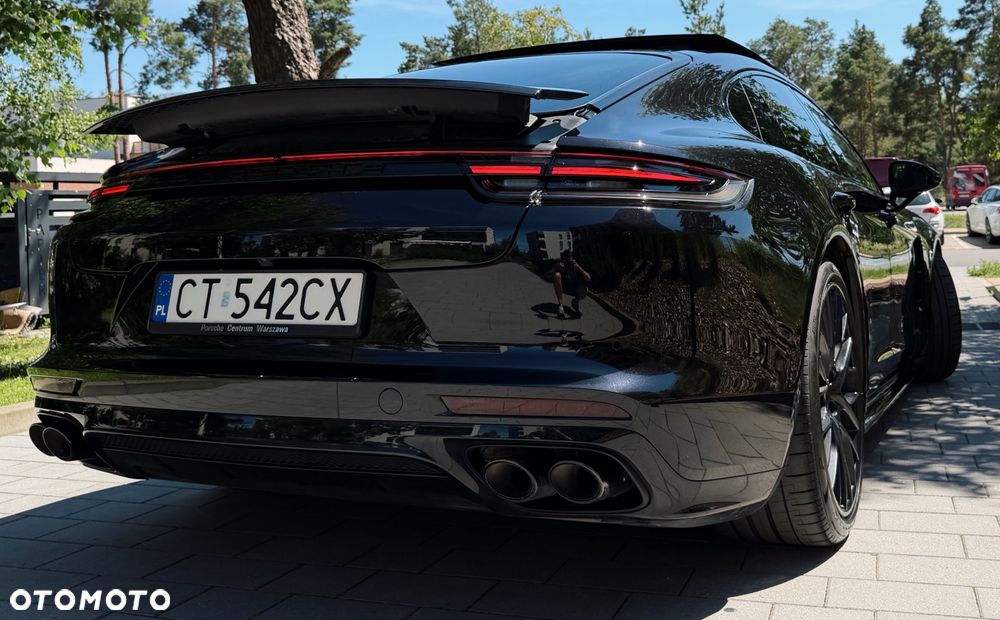 Porsche Panamera 4 E-Hybrid 10 Years Edition - 4
