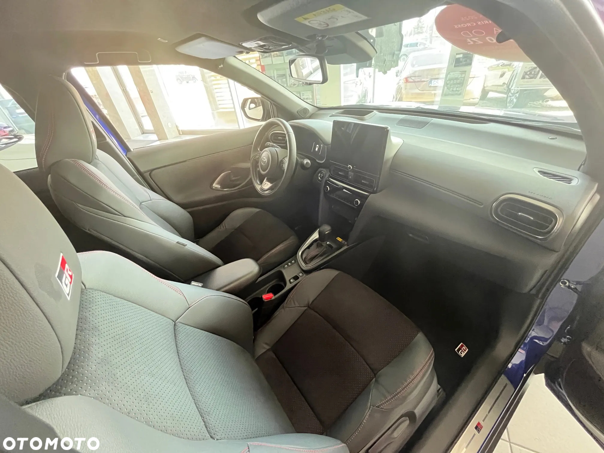 Toyota Yaris Cross Hybrid 1.5 GR Sport - 8
