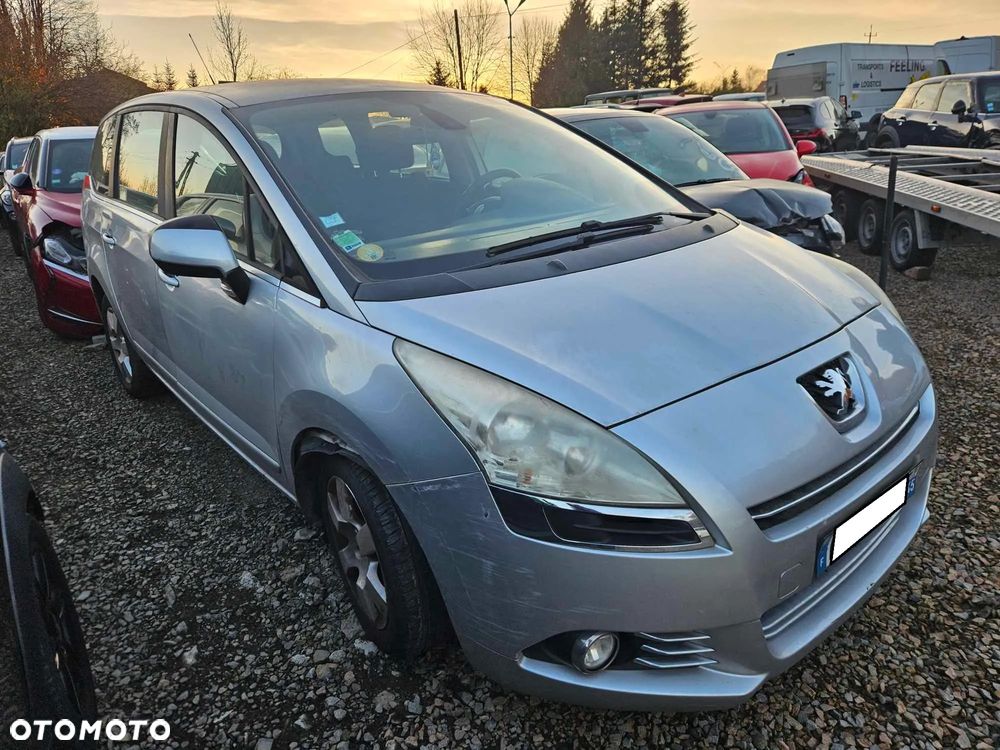 Peugeot 5008 - 4