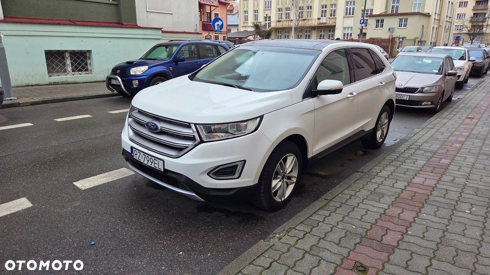 Ford Edge - 1
