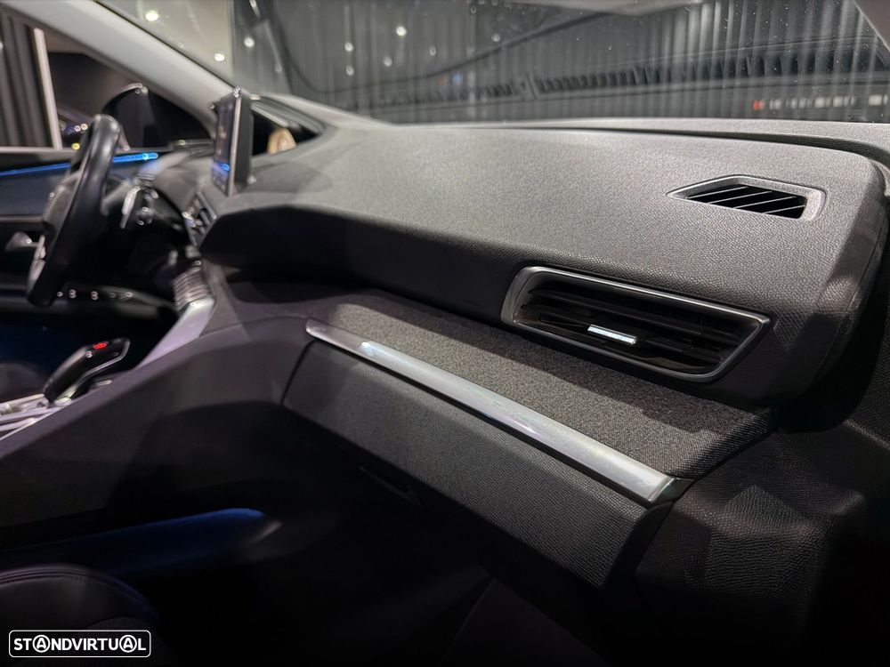 Peugeot 3008 1.6 BlueHDi Allure EAT6 - 39
