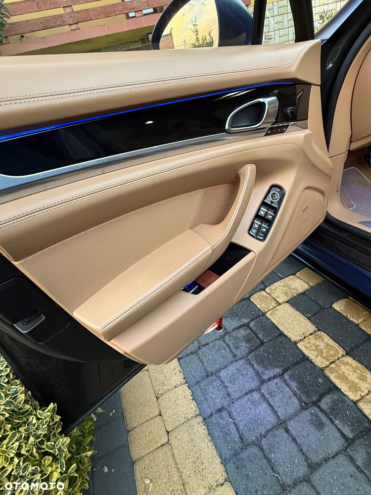 Porsche Panamera S PDK - 20