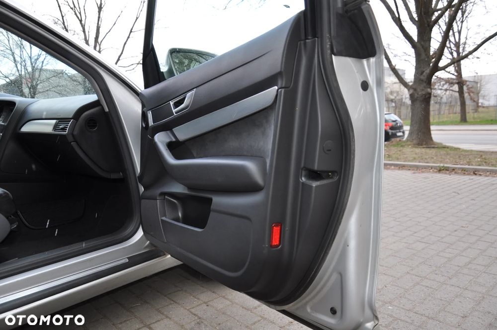 Audi A6 Avant 2.0 TDI - 8