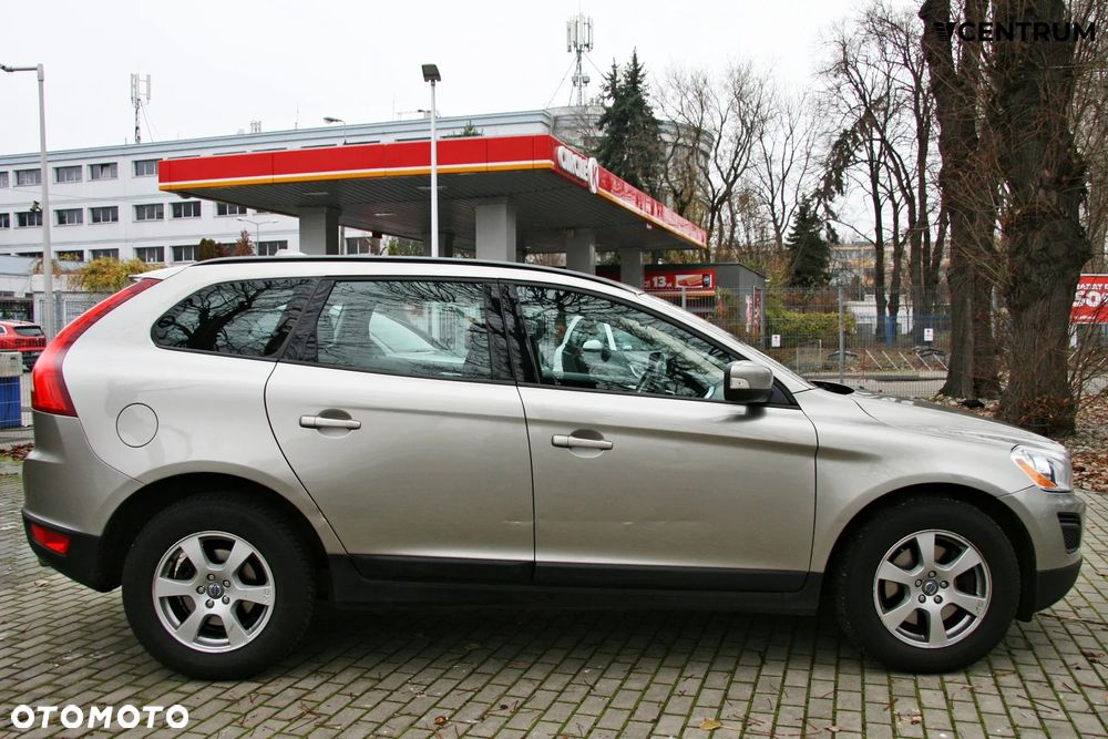Volvo XC 60 - 4