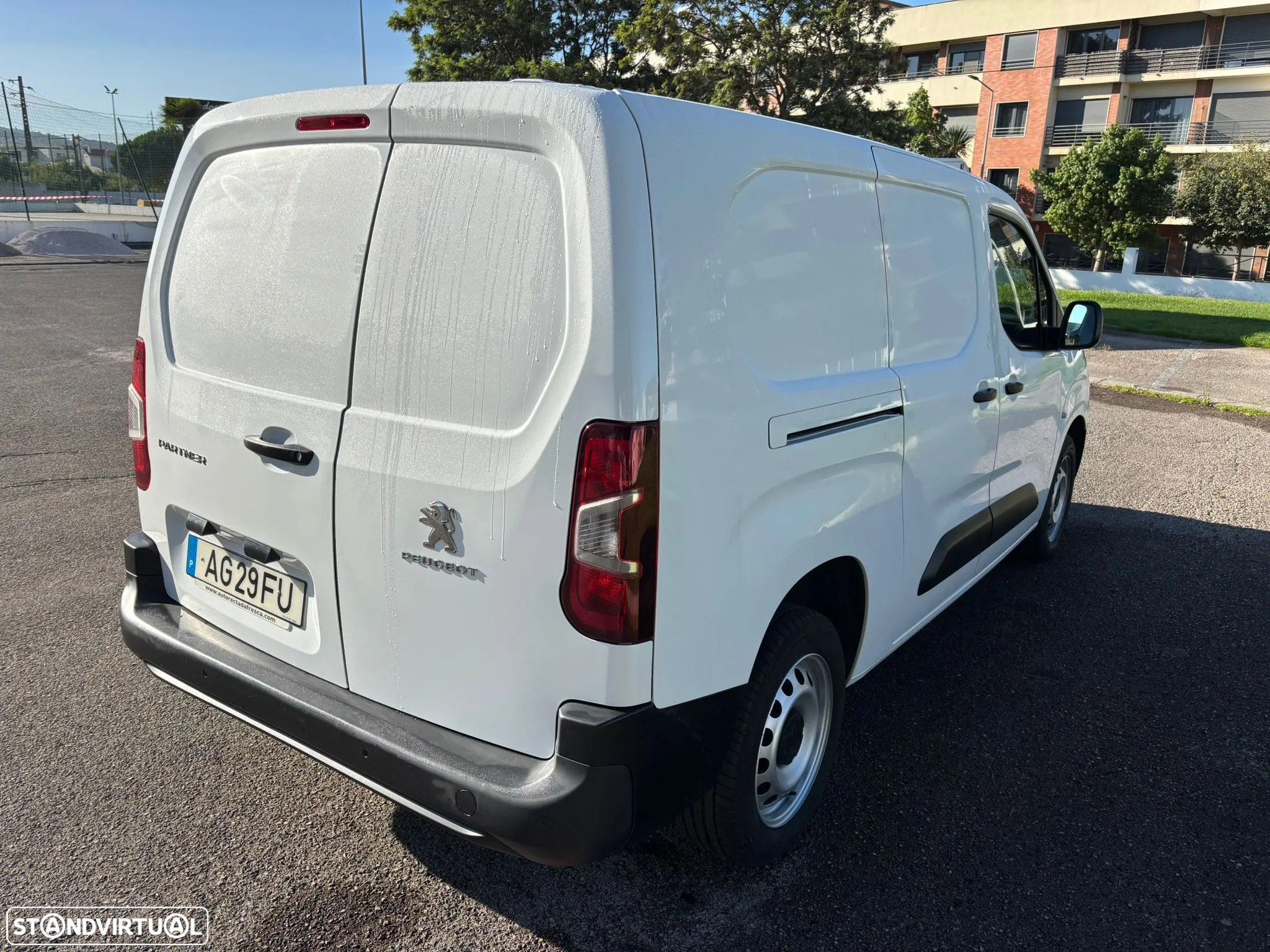 Peugeot Partner 1.5 BlueHDi PREMIUM LONGA / IVA / AC - 11