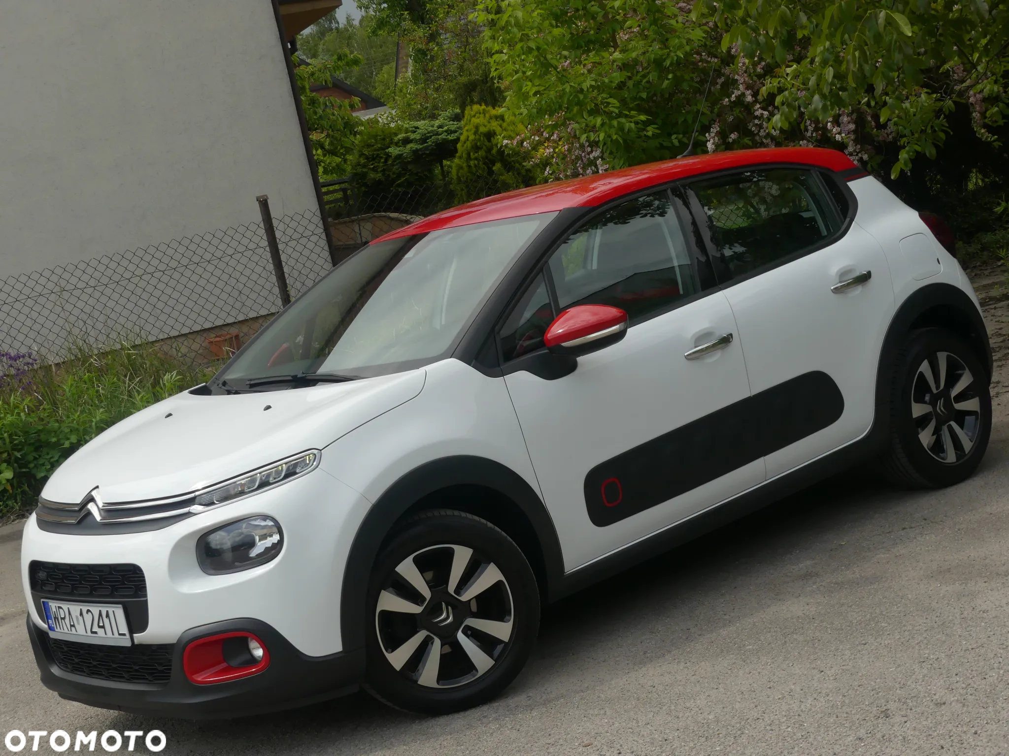 Citroën C3 Pure Tech 82 SHINE - 16