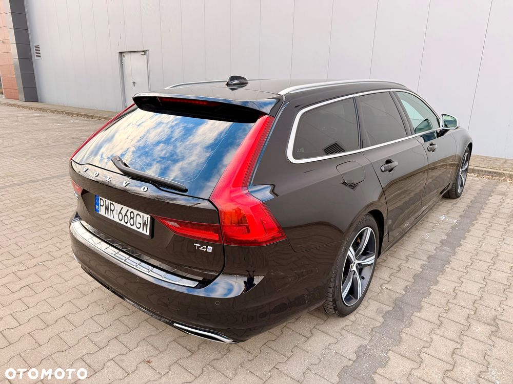 Volvo V90 T4 R-Design - 16