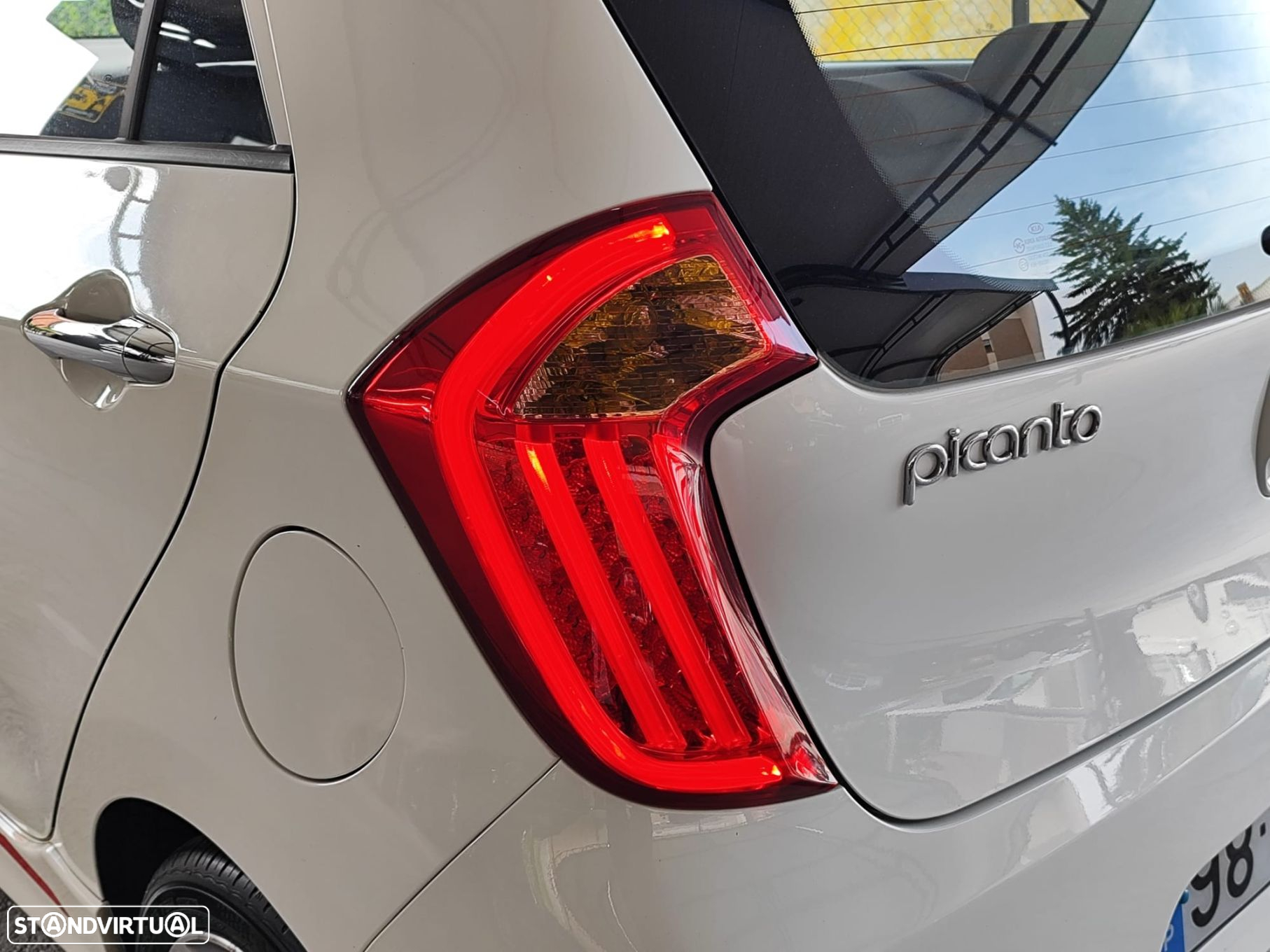 Kia Picanto 1.0 CVVT EX - 9