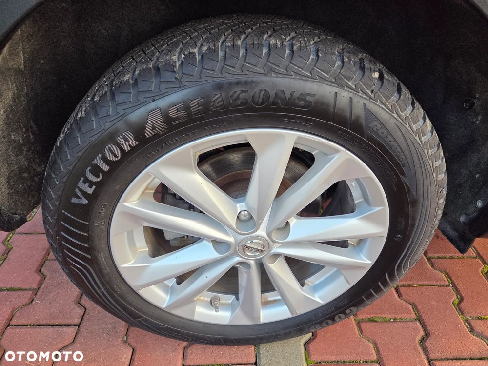 Nissan Qashqai 1.2 DIG-T TEKNA+ - 40