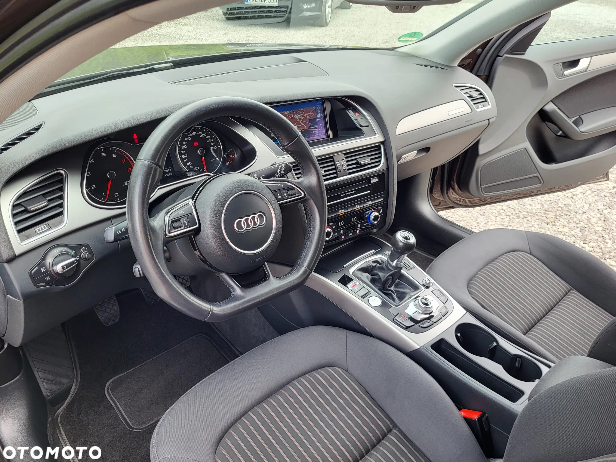 Audi A4 Avant 1.8 TFSI quattro Attraction - 22