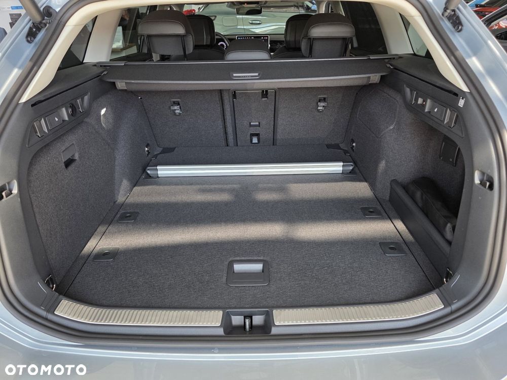 Volkswagen Passat Variant 1.5 TSI ACT mHEV Business Plus DSG - 19