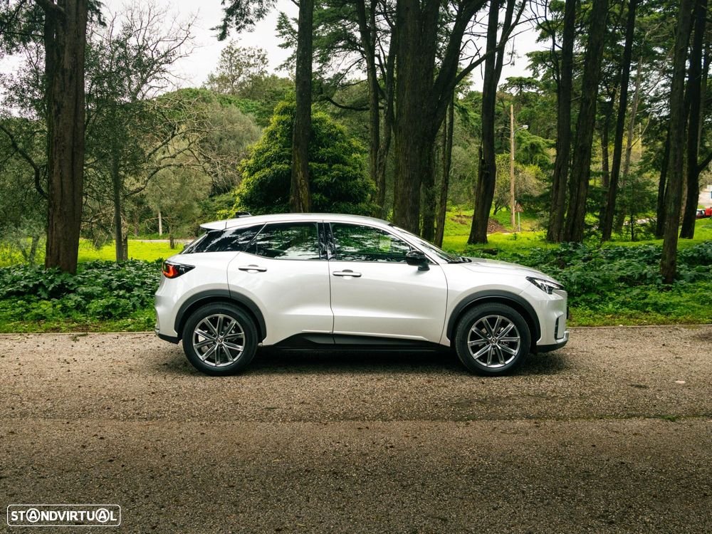 Lexus LBX Elegant - 7