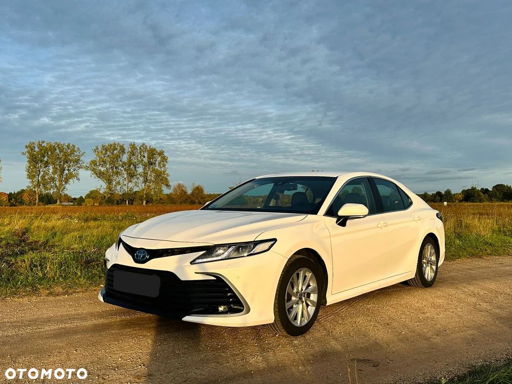 Toyota Camry 2.5 Hybrid Comfort CVT - 6