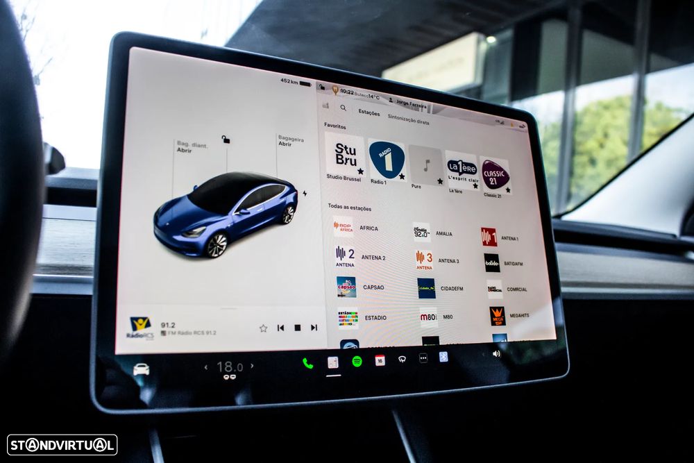 Tesla Model 3 Long-Range Dual Motor AWD - 31