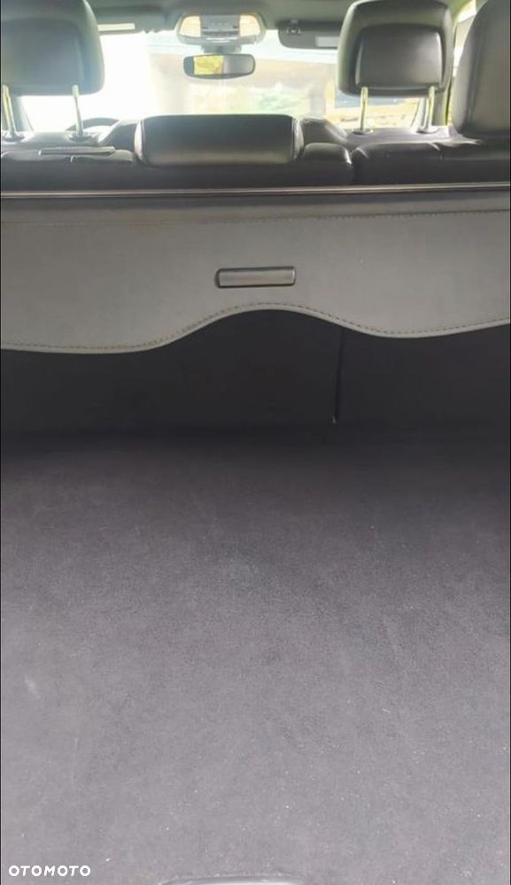 Jeep Grand Cherokee - 21