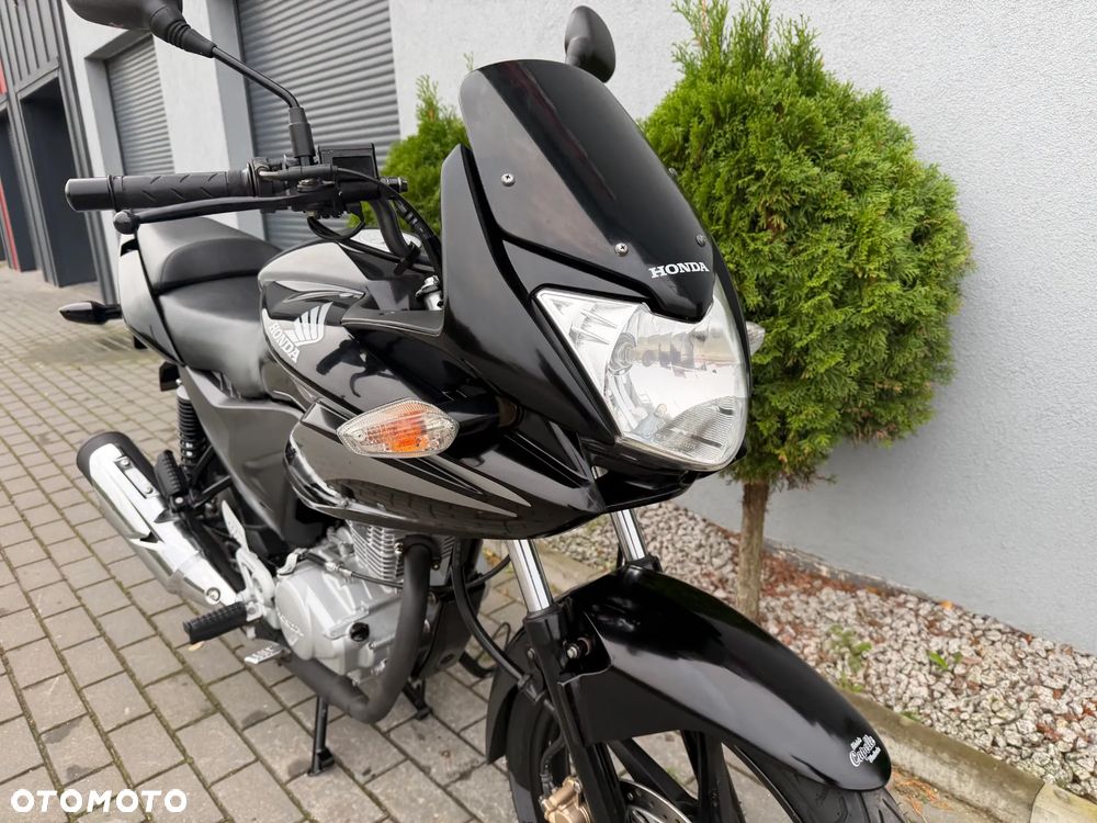 Honda CBF - 33