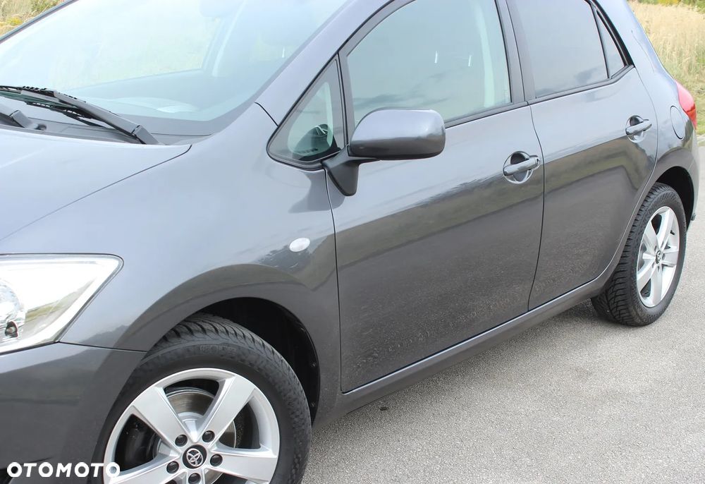 Toyota Auris 1.6 MultiMode Executive - 16