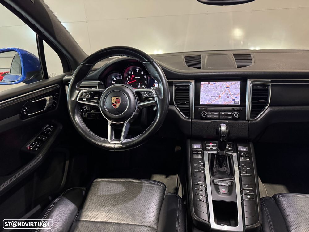 Porsche Macan - 33