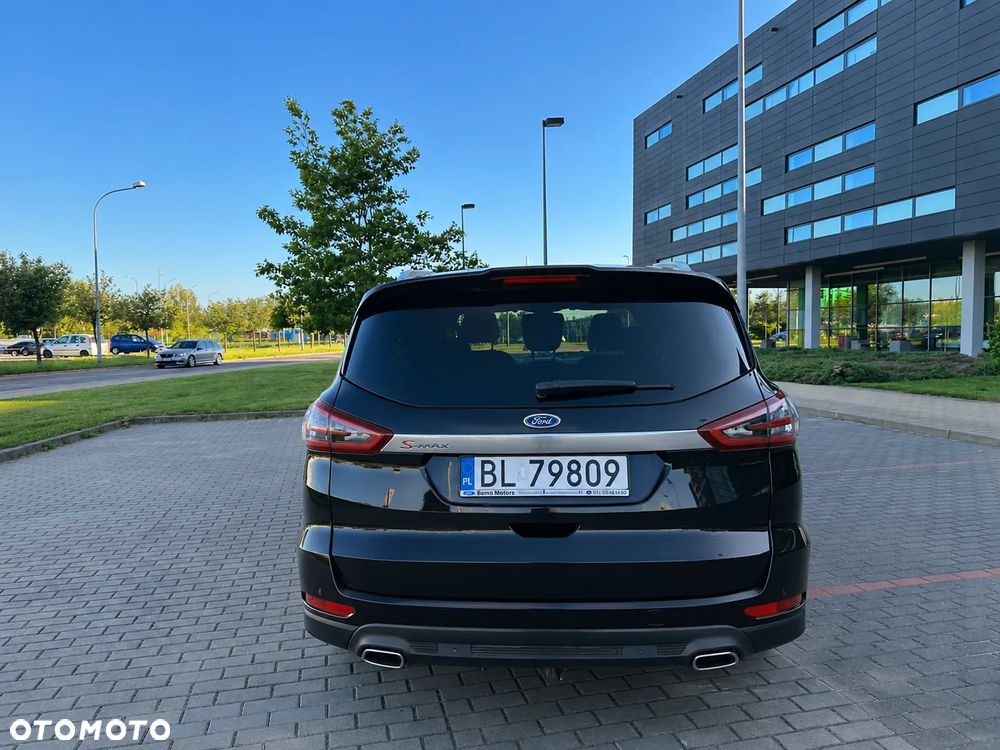 Ford S-Max 2.0 TDCi Titanium PowerShift - 8