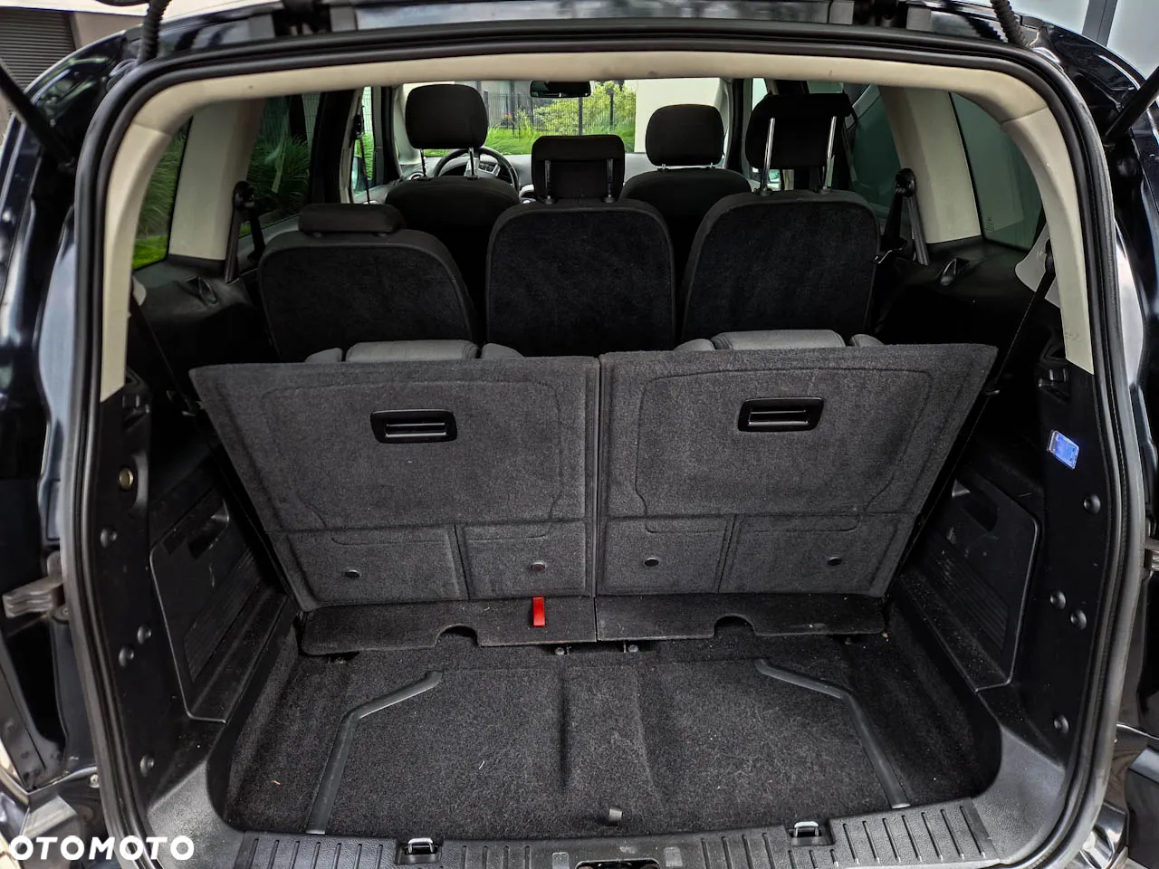 Ford S-Max 2.0 TDCi DPF Titanium X - 13