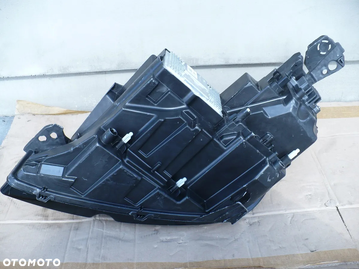 3008 II 5008 II 17-LAMPA PRAWA FULL LED 9837759580 MODULY H07 KOMPL.EU. - 11