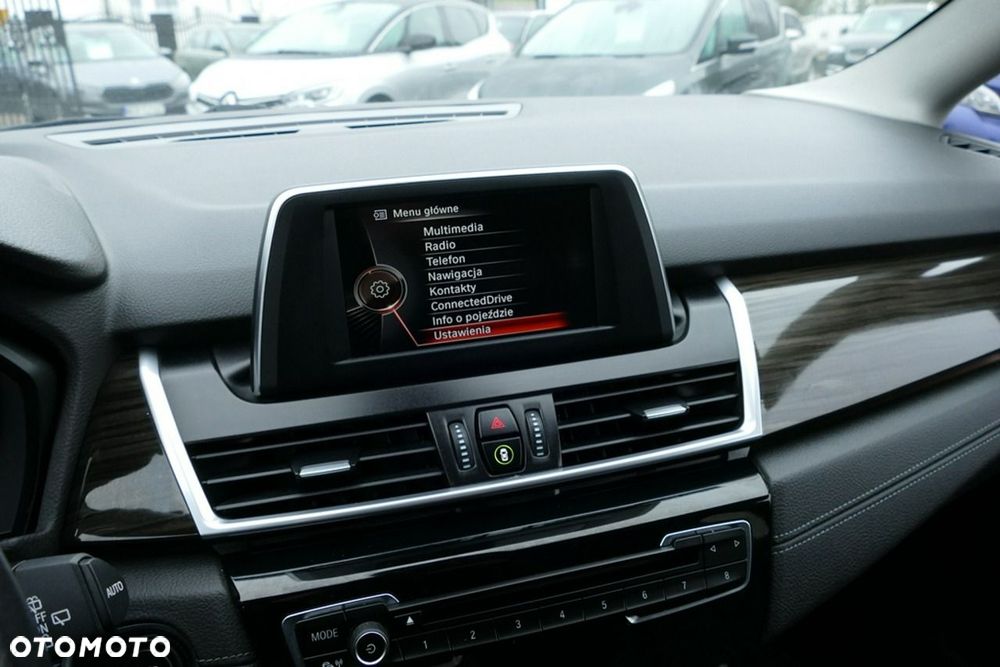 BMW Seria 2 216d Luxury Line - 31