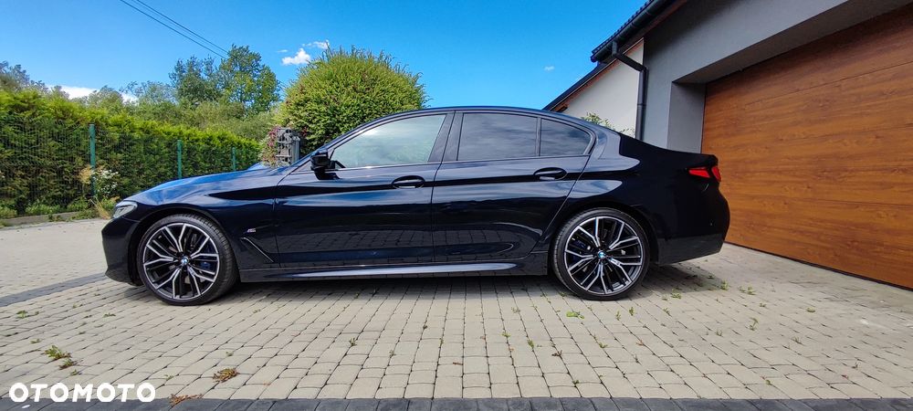 BMW Seria 5 530d xDrive mHEV M Sport sport - 7
