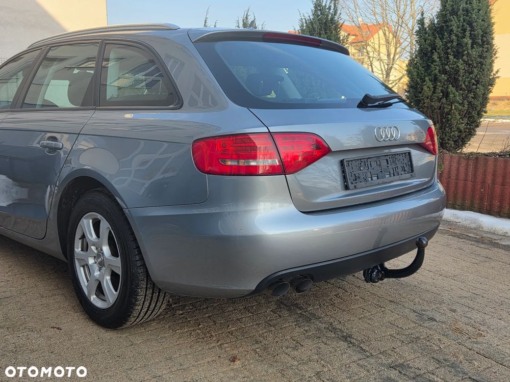 Audi A4 Avant - 13