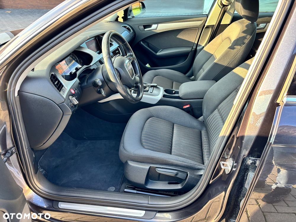 Audi A4 Avant 2.0 TDI - 7