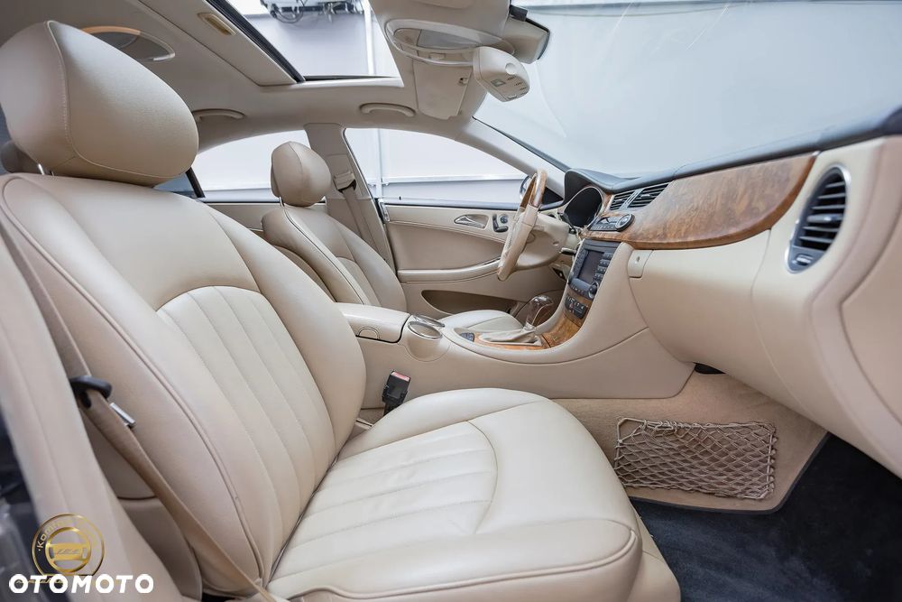 Mercedes-Benz CLS 500 - 7