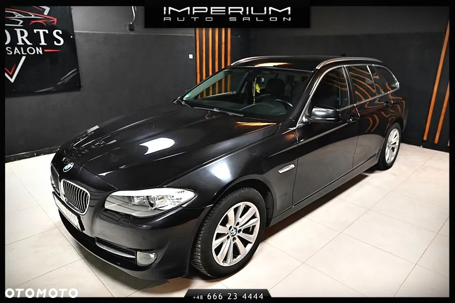 BMW Seria 5 525d Touring Modern Line - 8