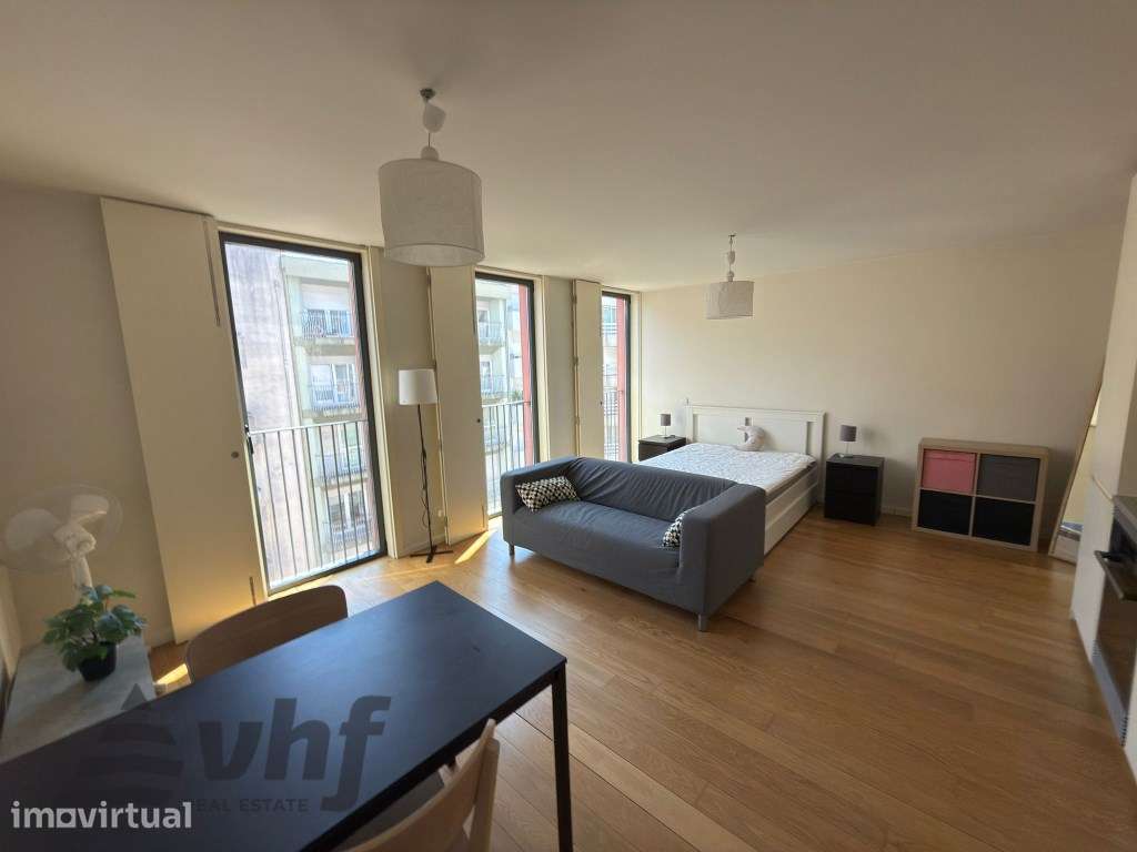 Apartamento T0 mobilado em Faria Guimarães, Porto - Grande imagem: 4/31