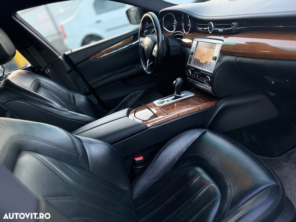 Maserati Quattroporte - 7