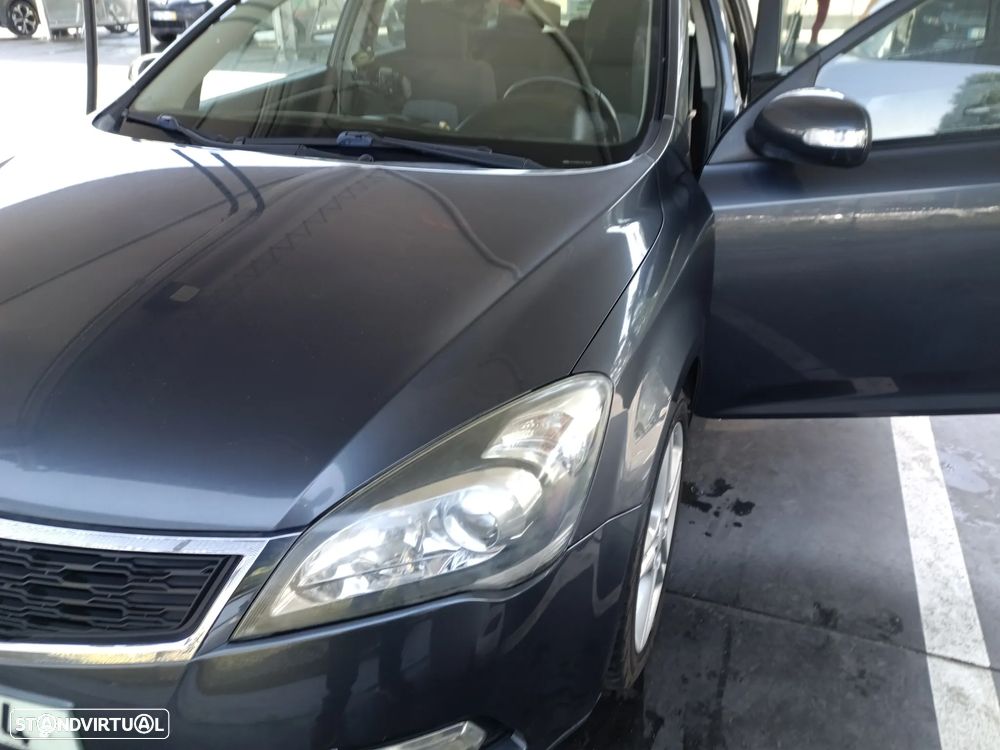 Kia Ceed SW 1.6 CRDi EX ISG - 9