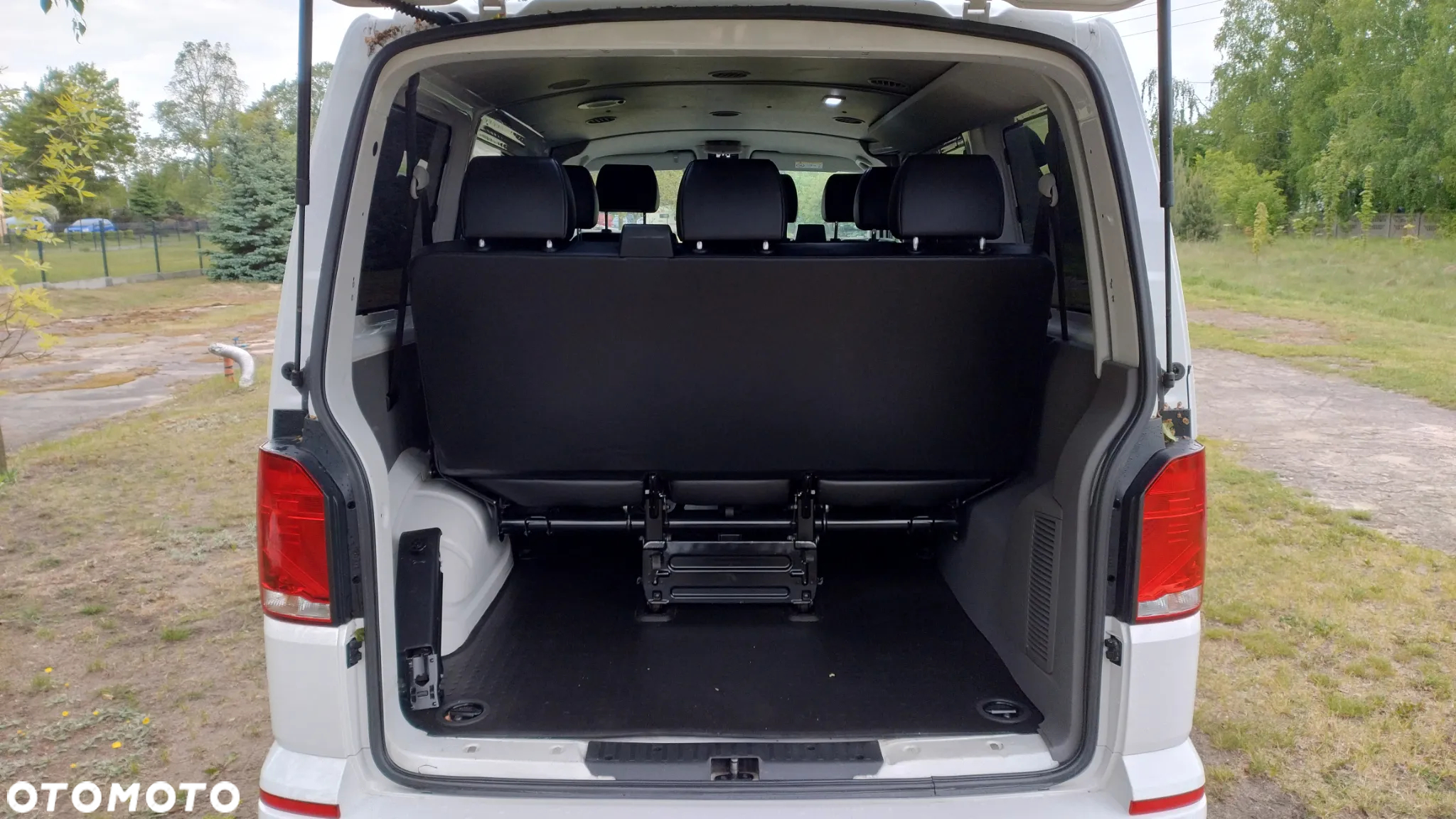 Volkswagen Transporter Caravelle DSG Kurz Trendline - 10