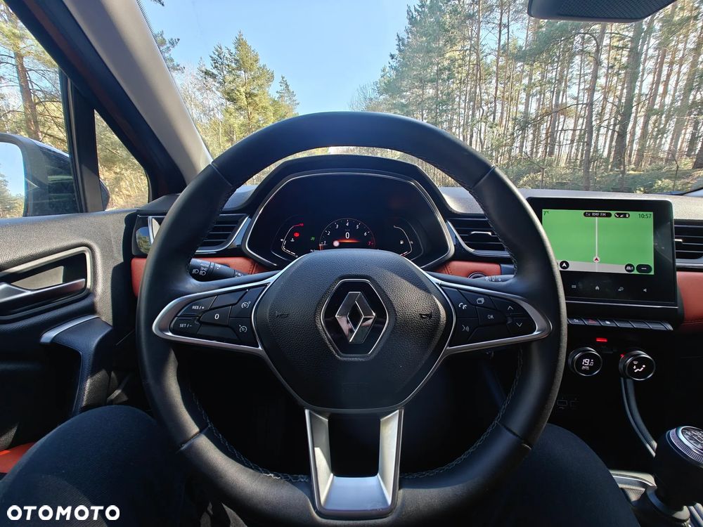 Renault Captur - 16
