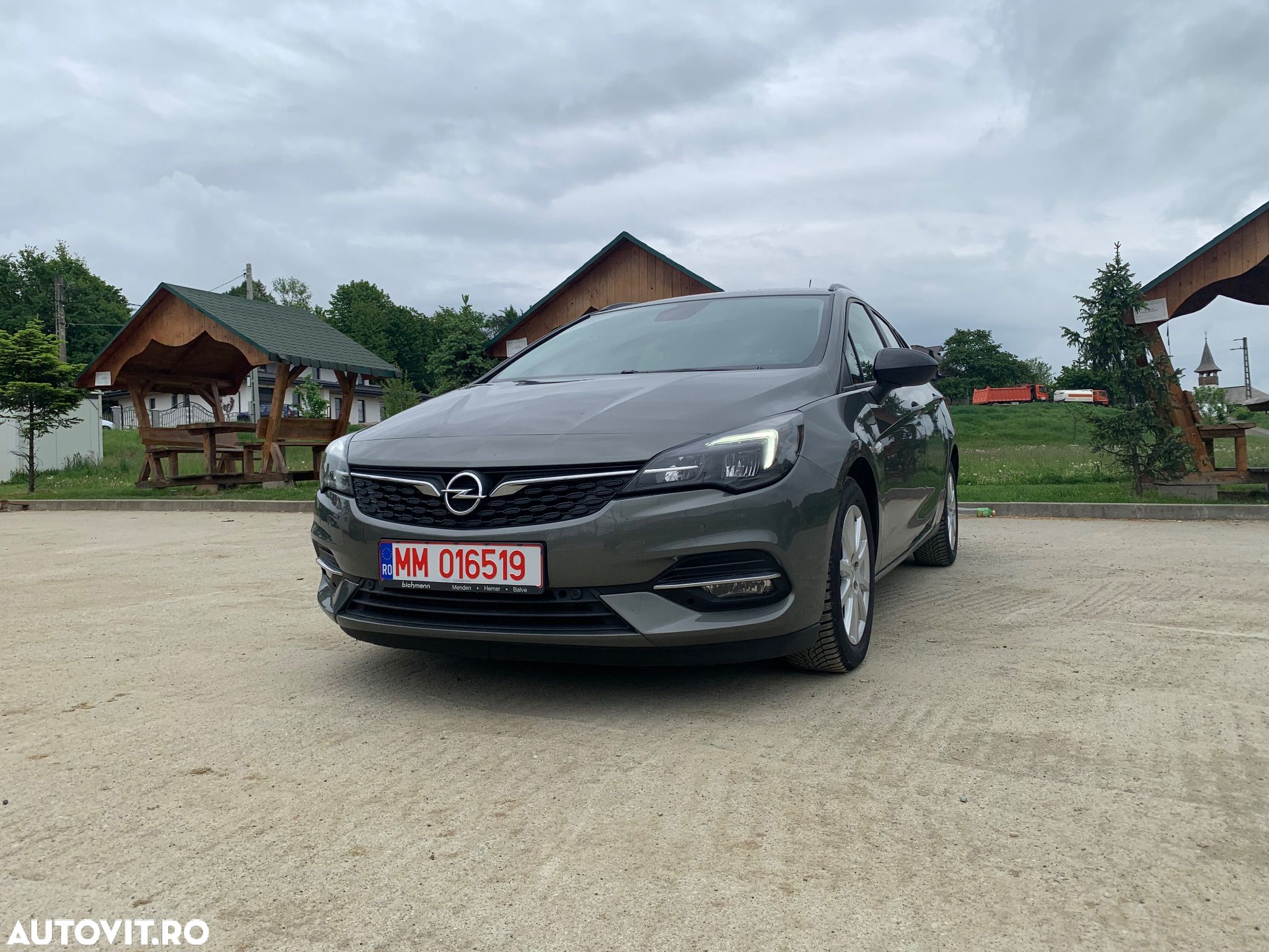Opel Astra 1.5 D Start/Stop Sports Tourer Business Edition - 1