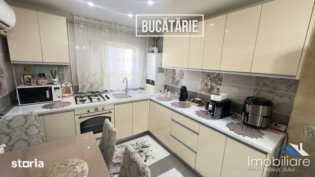 Apartament tip duplex – 4 camere, etaj 4, Str. 1 Decembrie, Petroșani - Imagine principală: 5/14