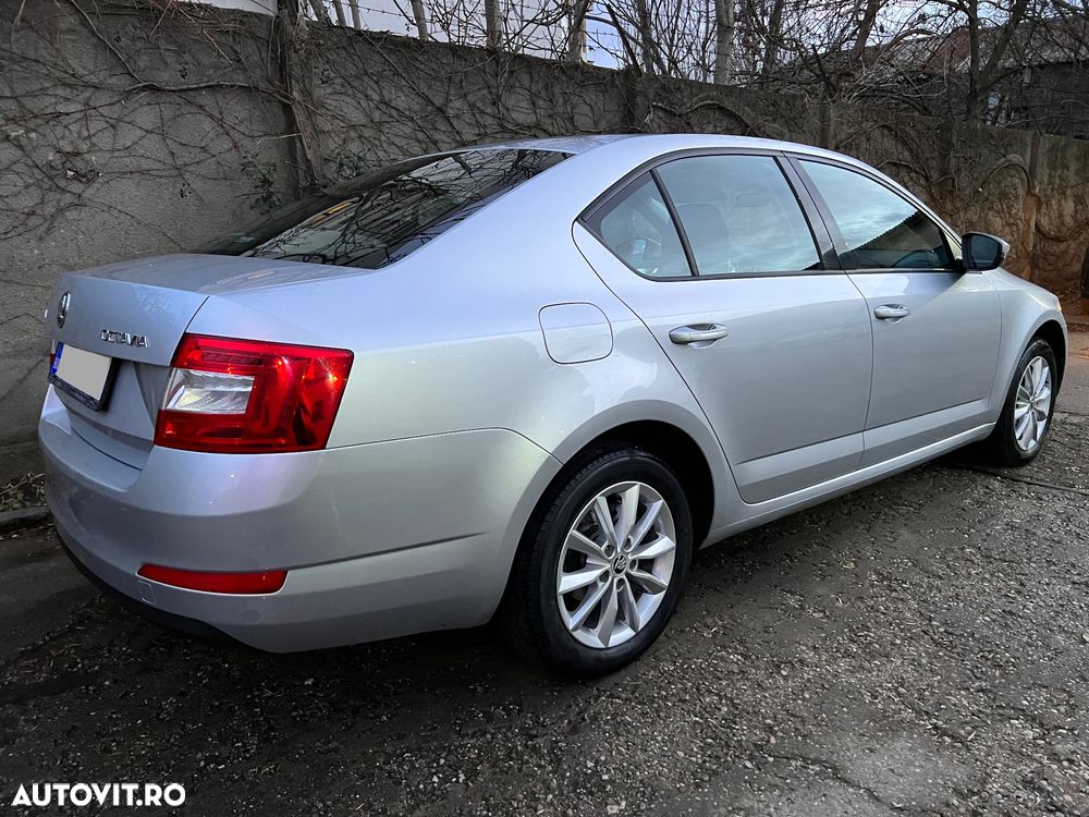 Skoda Octavia 1.6 TDI Active - 2